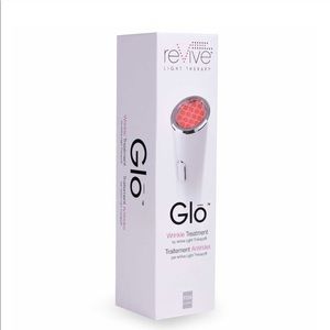 Revive Light Therapy Glo Wrinkle Treatment